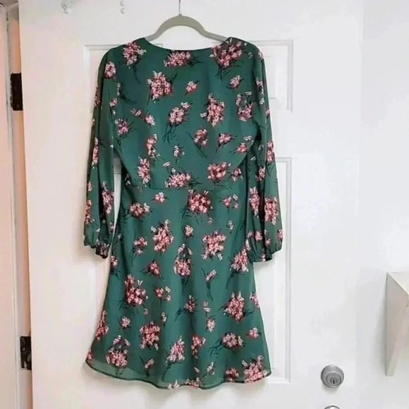 Madewell Marguerite Dress in Butterfly Garden Print - Picture 8 of 13